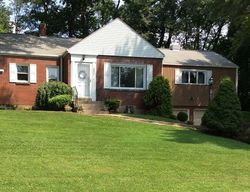 Pre-foreclosure Listing in CIRCLE DR BAKERSTOWN, PA 15007