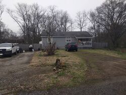 Pre-foreclosure in  5TH ST Birmingham, AL 35217