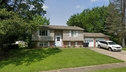 Pre-foreclosure Listing in COMMISSION RD GREENWOOD, IN 46142