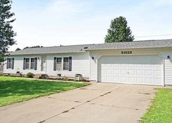 Pre-foreclosure Listing in CRYSTAL POND DR ELKHART, IN 46514