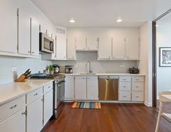 Pre-foreclosure in  S CORNELL AVE Chicago, IL 60615