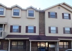 Pre-foreclosure in  W JEFFERSON AVE UNIT D Naperville, IL 60540