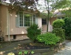 Pre-foreclosure Listing in MERCER AVE SEWELL, NJ 08080