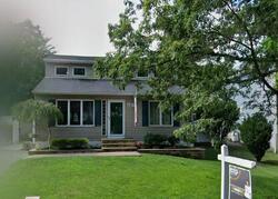 Pre-foreclosure in  AWIXA PL Selden, NY 11784
