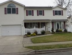 Pre-foreclosure Listing in 1ST AVE MASSAPEQUA PARK, NY 11762