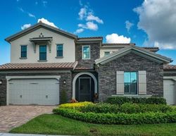 Pre-foreclosure in  GREENLEIGH CT Naples, FL 34120