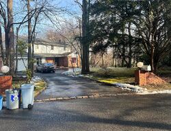 Pre-foreclosure in  HERTER PL Huntington Station, NY 11746