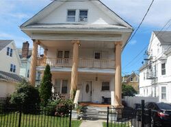 Pre-foreclosure in  S 10TH AVE Mount Vernon, NY 10550