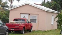 Pre-foreclosure in  NE 5TH ST Deerfield Beach, FL 33441