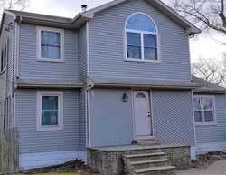 Pre-foreclosure in  MOONEY POND RD Selden, NY 11784