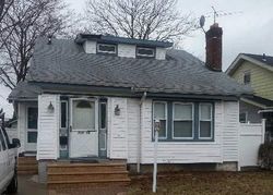 Pre-foreclosure in  194TH ST Saint Albans, NY 11412