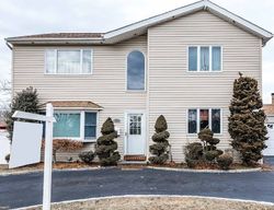  S Merrick Rd, Massapequa NY