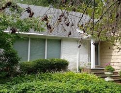 Pre-foreclosure Listing in PLANDOME RD MANHASSET, NY 11030