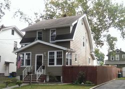 Pre-foreclosure Listing in OAK RIDGE AVE NUTLEY, NJ 07110