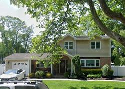  Lauren Ave, Huntington Station NY