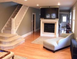 Pre-foreclosure in  ELM AVE Burlington, NJ 08016