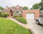 Pre-foreclosure Listing in MORRIS DR VALLEY STREAM, NY 11580