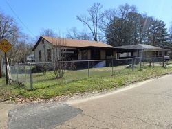 Pre-foreclosure Listing in MOORE AVE EL DORADO, AR 71730