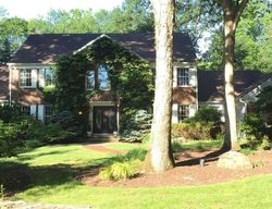 Pre-foreclosure Listing in CARRIAGE LN RAMSEY, NJ 07446