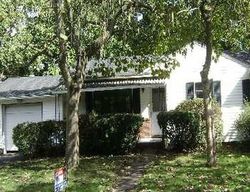 Pre-foreclosure in  EVERGREEN AVE Central Islip, NY 11722