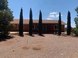 Pre-foreclosure in  N PLANTATION RD Douglas, AZ 85607