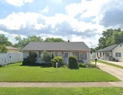 Pre-foreclosure in  WALNUT AVE Gloucester City, NJ 08030