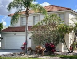 Pre-foreclosure in  MOON BAY CIR West Palm Beach, FL 33414