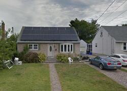 Pre-foreclosure in  45TH ST Lindenhurst, NY 11757