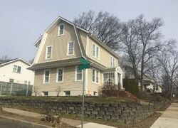 Pre-foreclosure in  KING ST Haledon, NJ 07508
