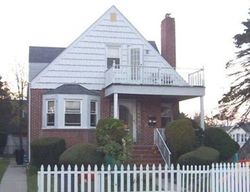 Pre-foreclosure in  LINDELL BLVD Long Beach, NY 11561