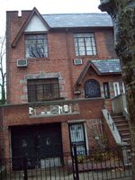 Pre-foreclosure Listing in 45TH ST ASTORIA, NY 11103