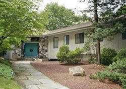 Pre-foreclosure in  DAVIS DR Armonk, NY 10504