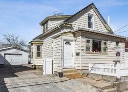 Pre-foreclosure in  LOUIS AVE Floral Park, NY 11001