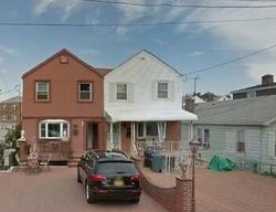 Pre-foreclosure Listing in LUCERNE ST BRONX, NY 10465