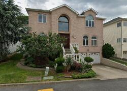 Pre-foreclosure in  MICHAEL LOOP Staten Island, NY 10301