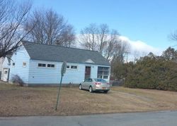 Pre-foreclosure Listing in MOUNTAIN VIEW DR SOUTH GLENS FALLS, NY 12803