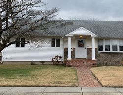 Pre-foreclosure in  N 4TH ST Bethpage, NY 11714