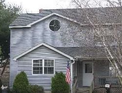 Pre-foreclosure Listing in GILLETTE AVE BAYPORT, NY 11705