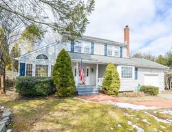 Pre-foreclosure in  STILLWATER AVE Cutchogue, NY 11935