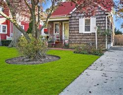  Oak St, Bellmore NY