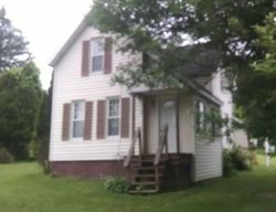 Pre-foreclosure Listing in BLOOMINGDALE AVE JOHNSTOWN, NY 12095