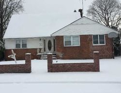 Pre-foreclosure in  PAMLICO AVE Uniondale, NY 11553