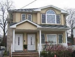 Pre-foreclosure Listing in FIRWOOD RD PORT WASHINGTON, NY 11050