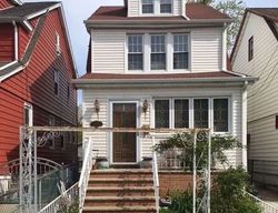Pre-foreclosure in  82ND RD Jamaica, NY 11432