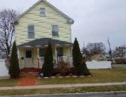 Pre-foreclosure Listing in LEONARD AVE UNIONDALE, NY 11553