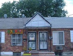 Pre-foreclosure Listing in 45TH AVE BAYSIDE, NY 11361