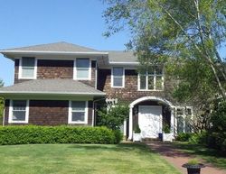 Pre-foreclosure Listing in MEADOWMERE PL SOUTHAMPTON, NY 11968
