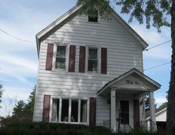 Pre-foreclosure Listing in PEARL ST GLOVERSVILLE, NY 12078