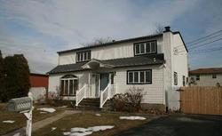 Pre-foreclosure in  MADISON ST Farmingdale, NY 11735