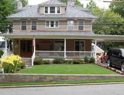  Irving Pl, New Rochelle NY